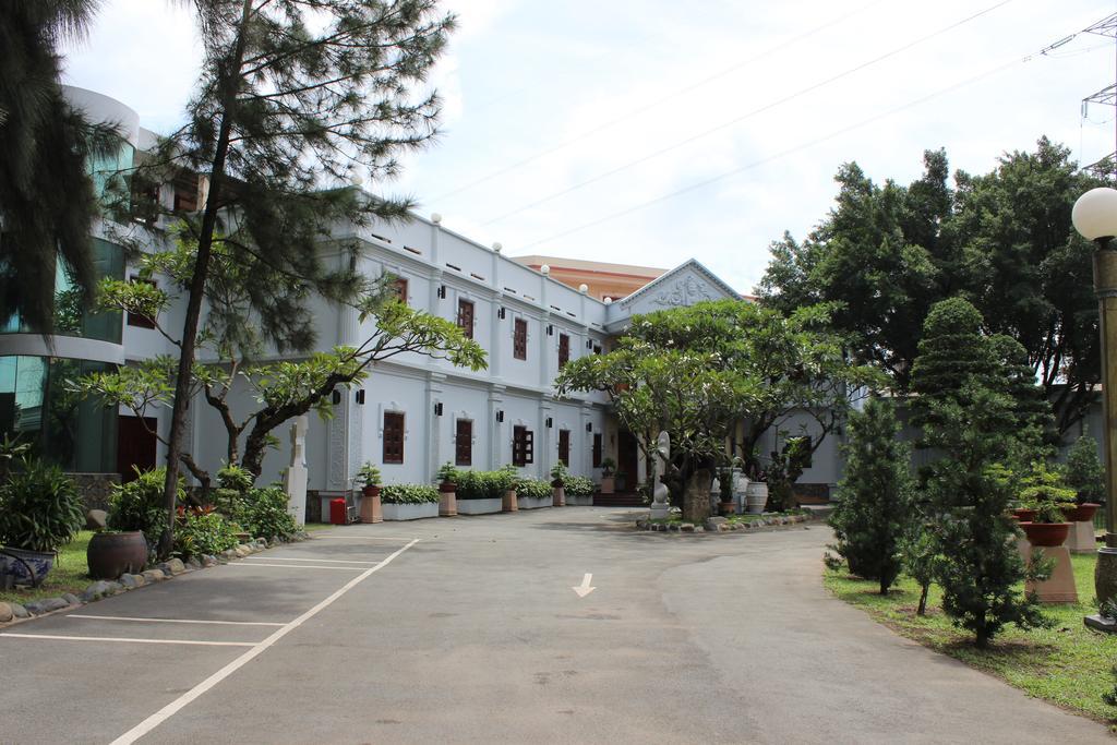 Saigon Park Resort Thuan An Exterior foto
